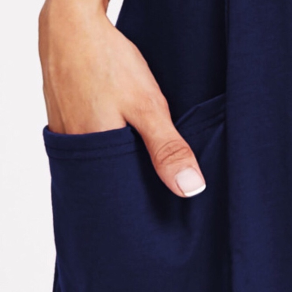 Long Sleeve Pocket Midi Dress - Picture 2 of 3